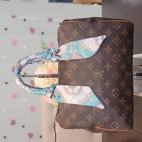 Authentic Louis Vuitton Speedy 25! - Picture 2 of 12
